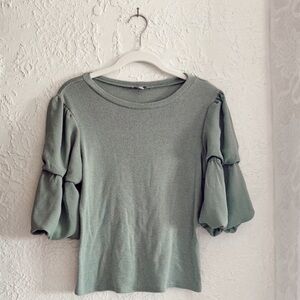 puff sleeve top